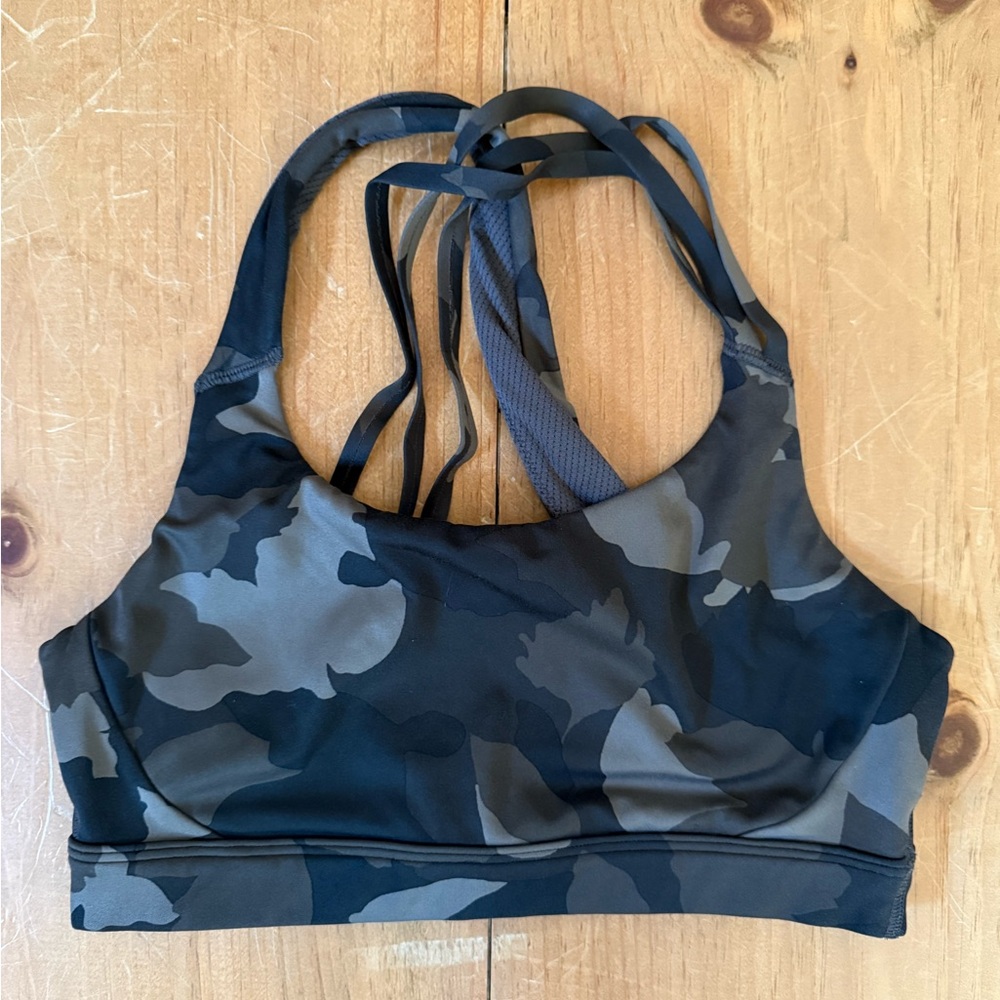 Athleta Train Free Camouflage Sports Bra